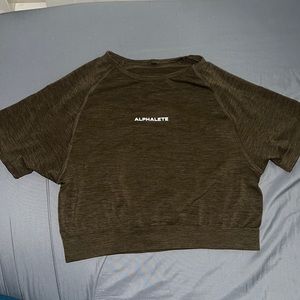 ALPHALETE AMPLIFY TOP